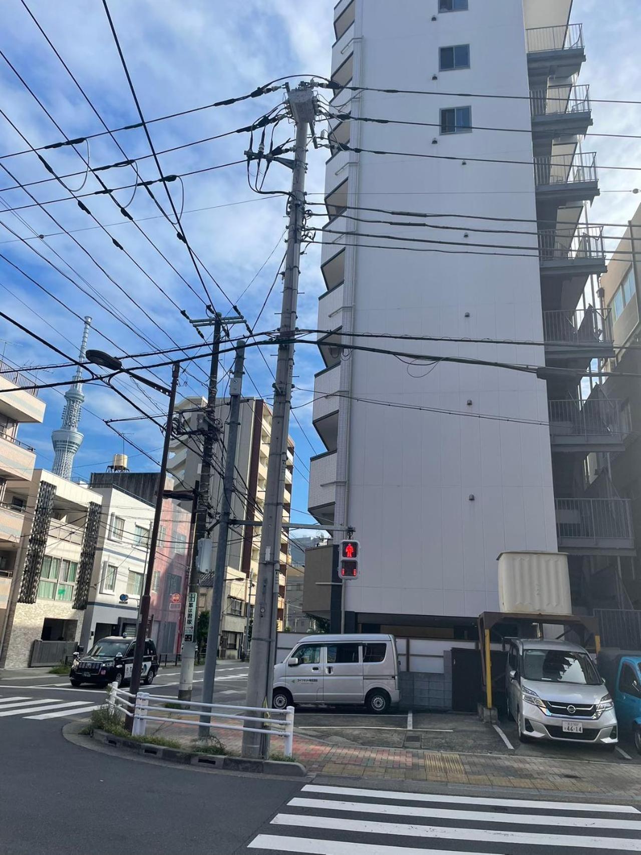 Calum Asakusa Imado Tokyoカルム浅草今戸ツインルーム新築民泊東京浅草隅田川今戸神社近くスカイツリー見えるコンビニコインランドリー近くある浅草駅まで徒歩圏内アクセス便利成田空港羽田空港銀座渋谷東京駅直通 Apartamento *